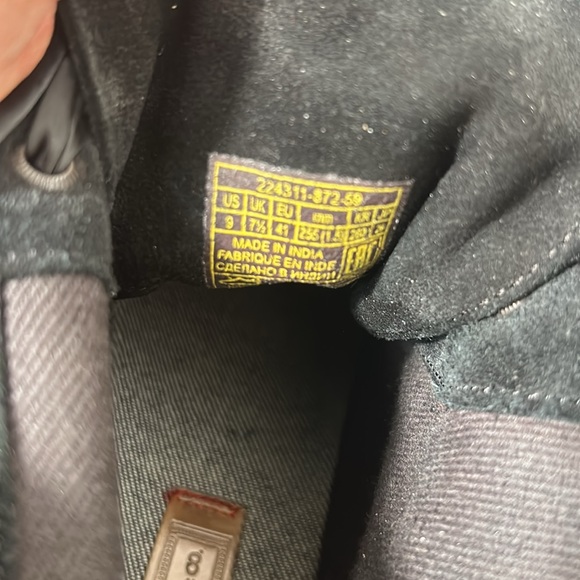 LEVIS WOMEN LEATHER BLACK BOOTS IN SIZE 9 - Picture 8 of 10